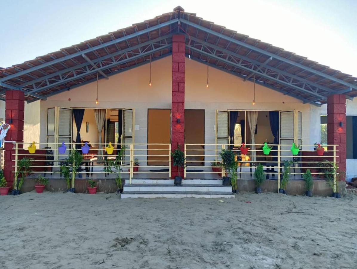 Rehoboth Resort Mālvan Екстериор снимка